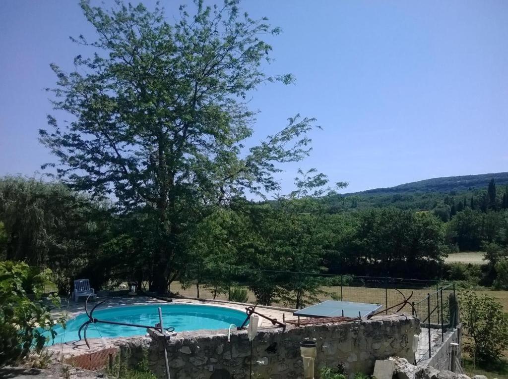 Le Val Leron Bed & Breakfast Valaurie Luaran gambar