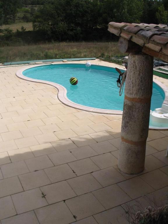 Le Val Leron Bed & Breakfast Valaurie Luaran gambar