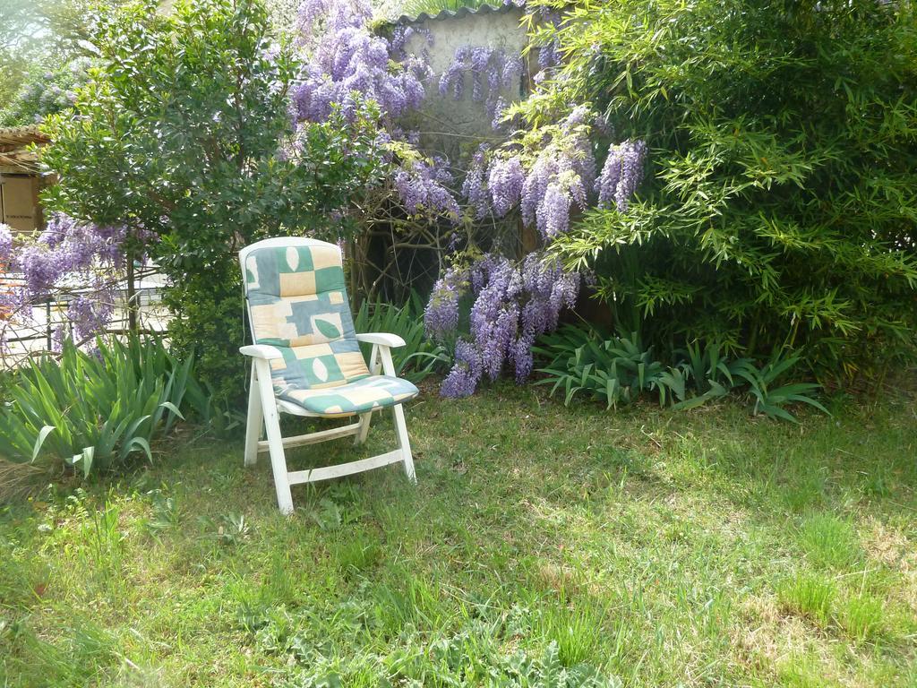 Le Val Leron Bed & Breakfast Valaurie Luaran gambar