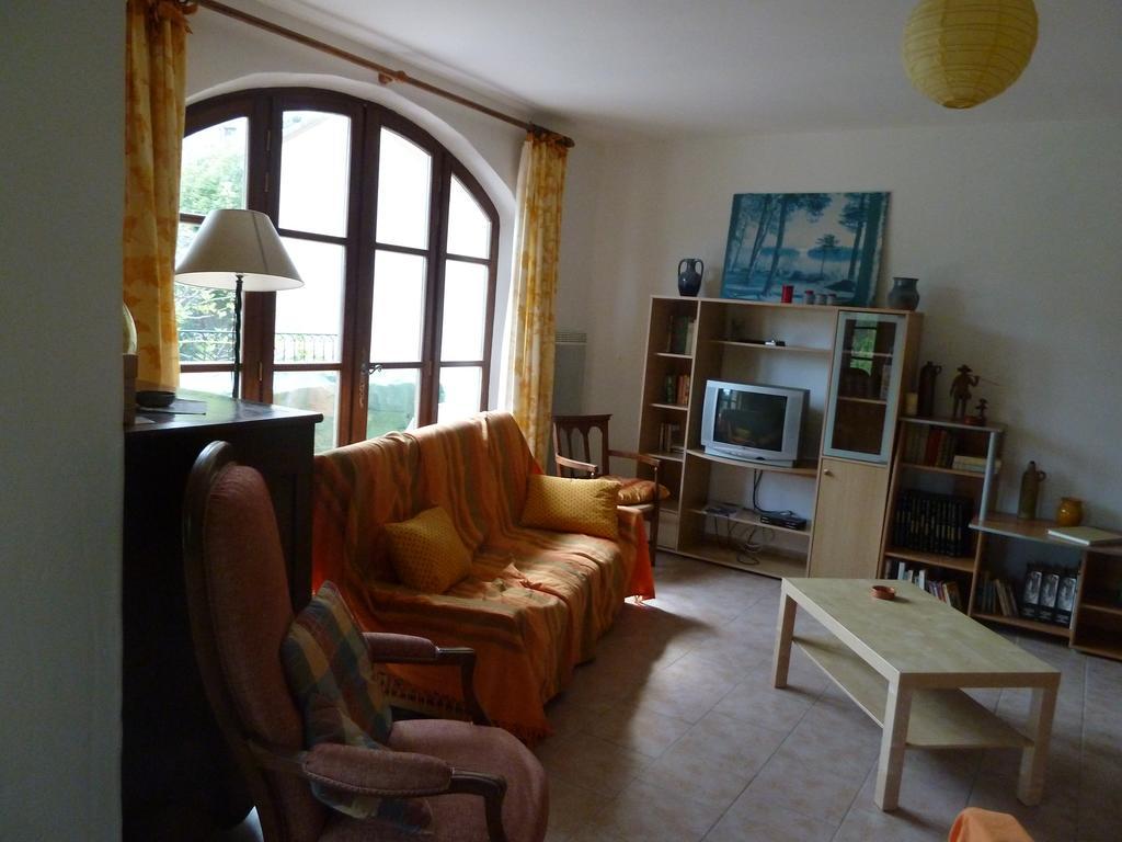 Le Val Leron Bed & Breakfast Valaurie Luaran gambar